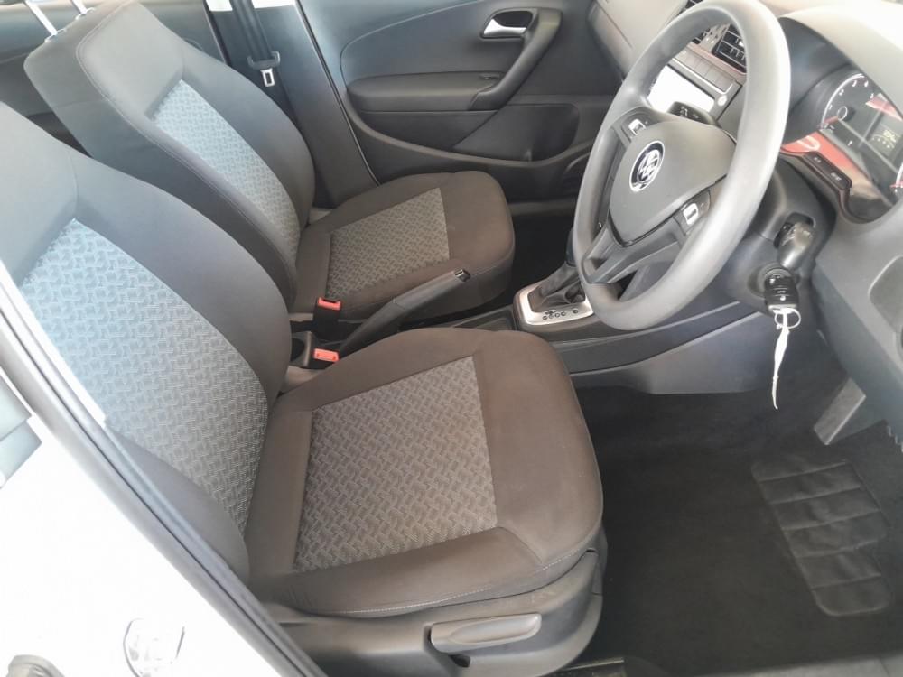 Volkswagen Polo Vivo Hatch 1.6 Life Tipt