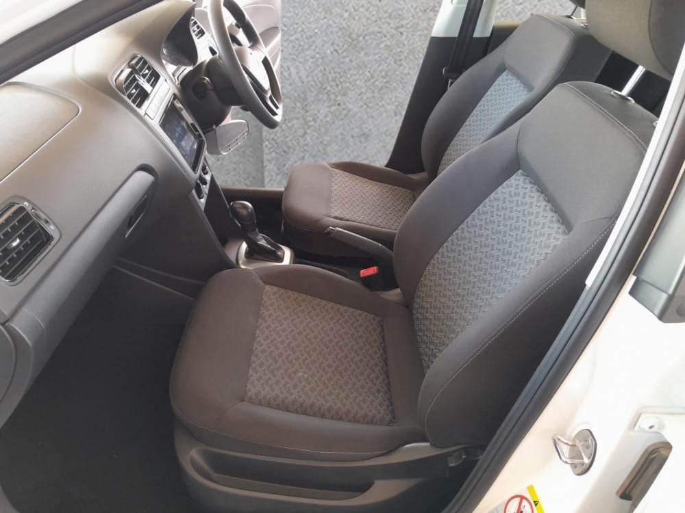 Volkswagen Polo Vivo Hatch 1.6 Life Tipt