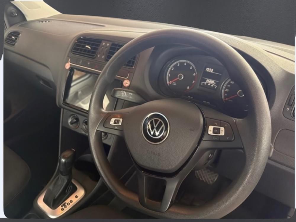 Volkswagen Polo Vivo Hatch 1.6 Life Tipt