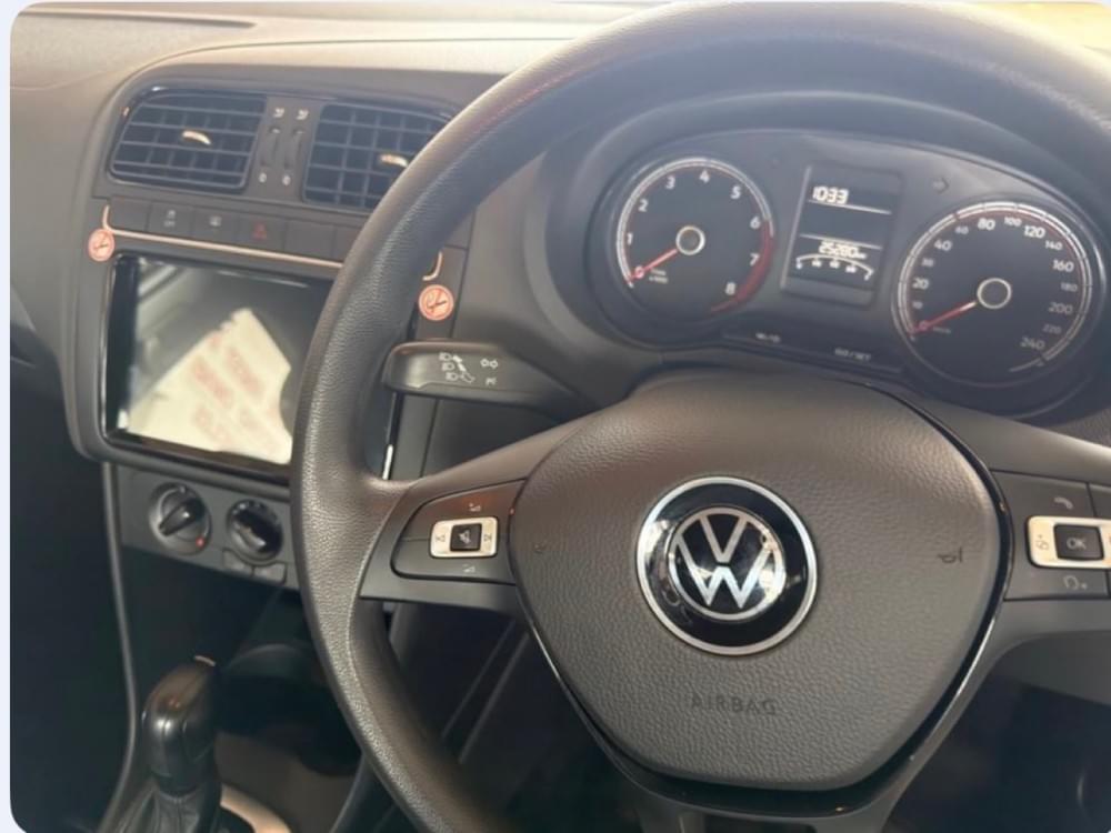 Volkswagen Polo Vivo Hatch 1.6 Life Tipt