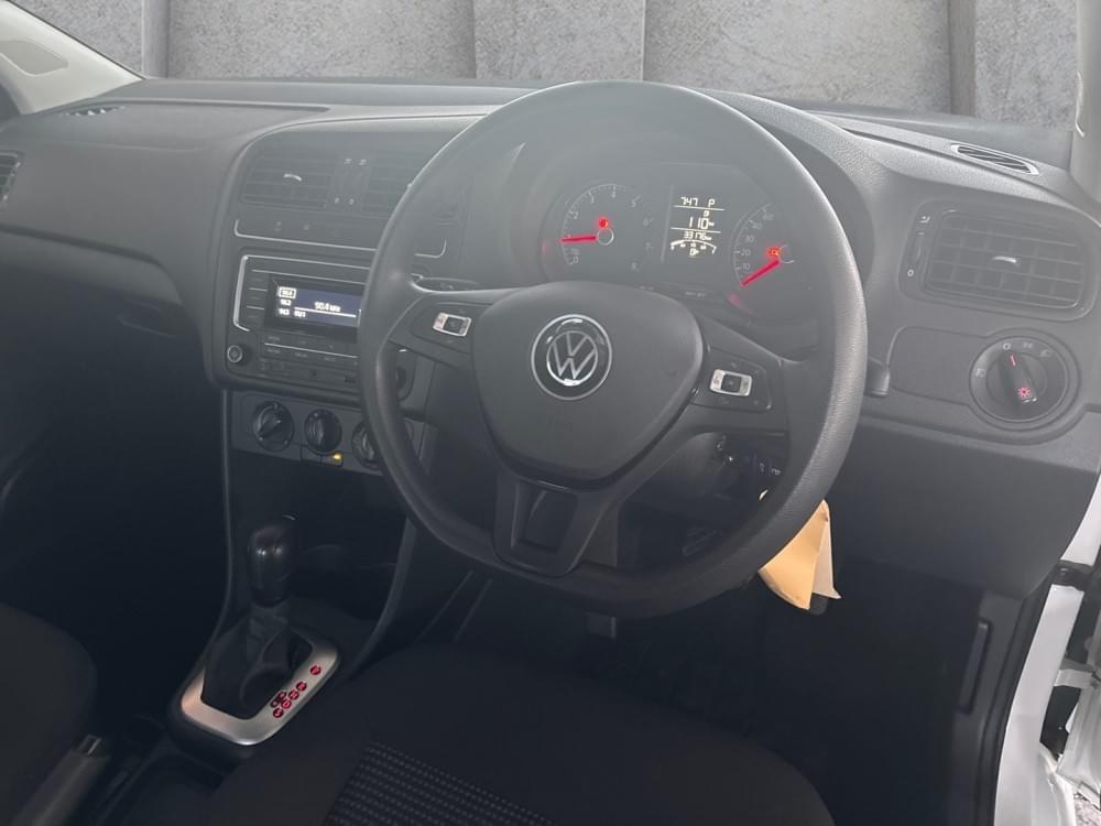 Volkswagen Polo Vivo Hatch 1.6 Comfortline Tiptronic