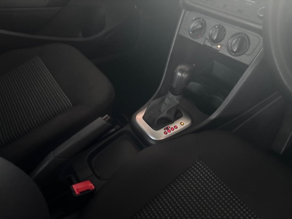 Volkswagen Polo Vivo Hatch 1.6 Comfortline Tiptronic