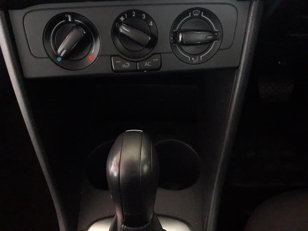 Volkswagen Polo Vivo Hatch 1.6 Comfortline Tiptronic