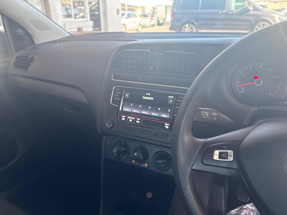 Volkswagen Polo Vivo Hatch 1.4 Trendline