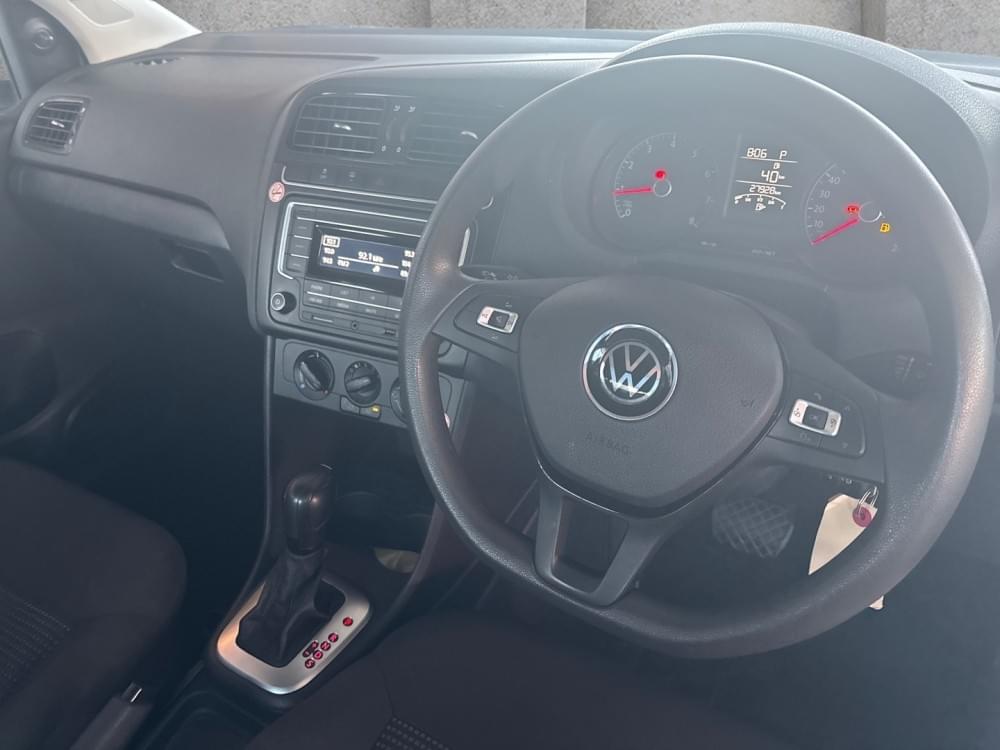 Volkswagen Polo Vivo Hatch 1.6 Comfortline Tiptronic