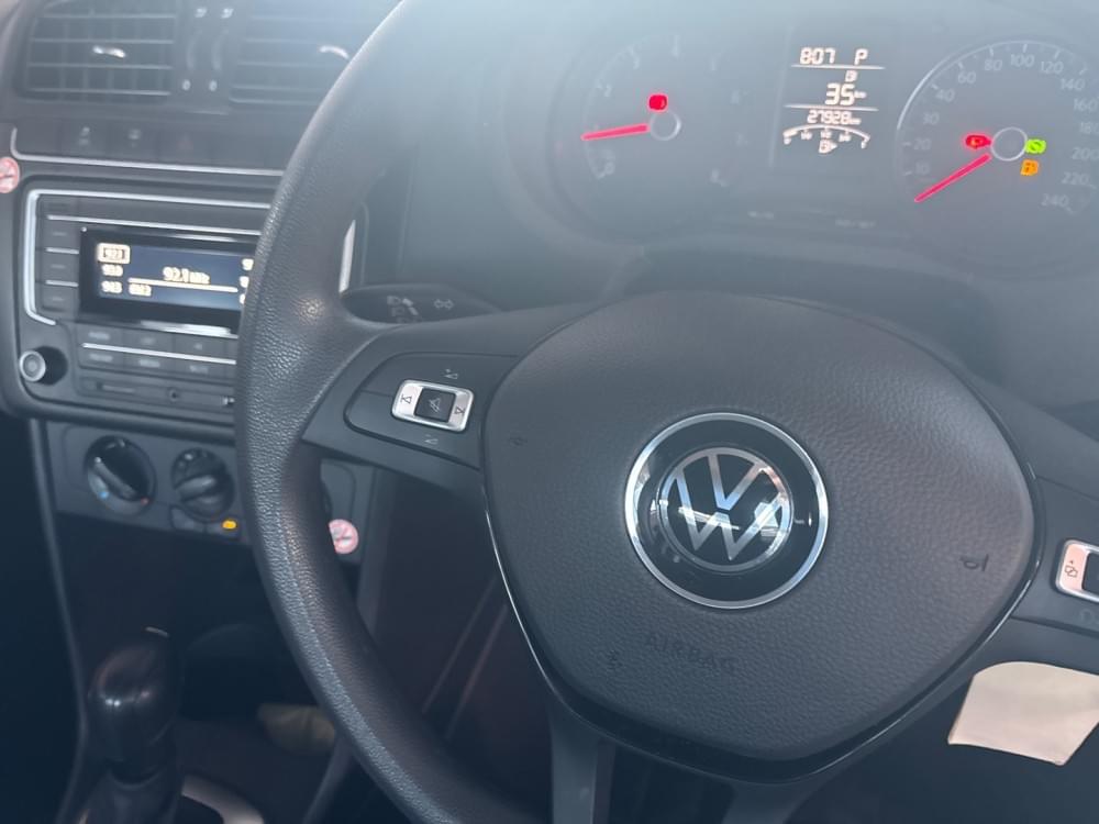 Volkswagen Polo Vivo Hatch 1.6 Comfortline Tiptronic