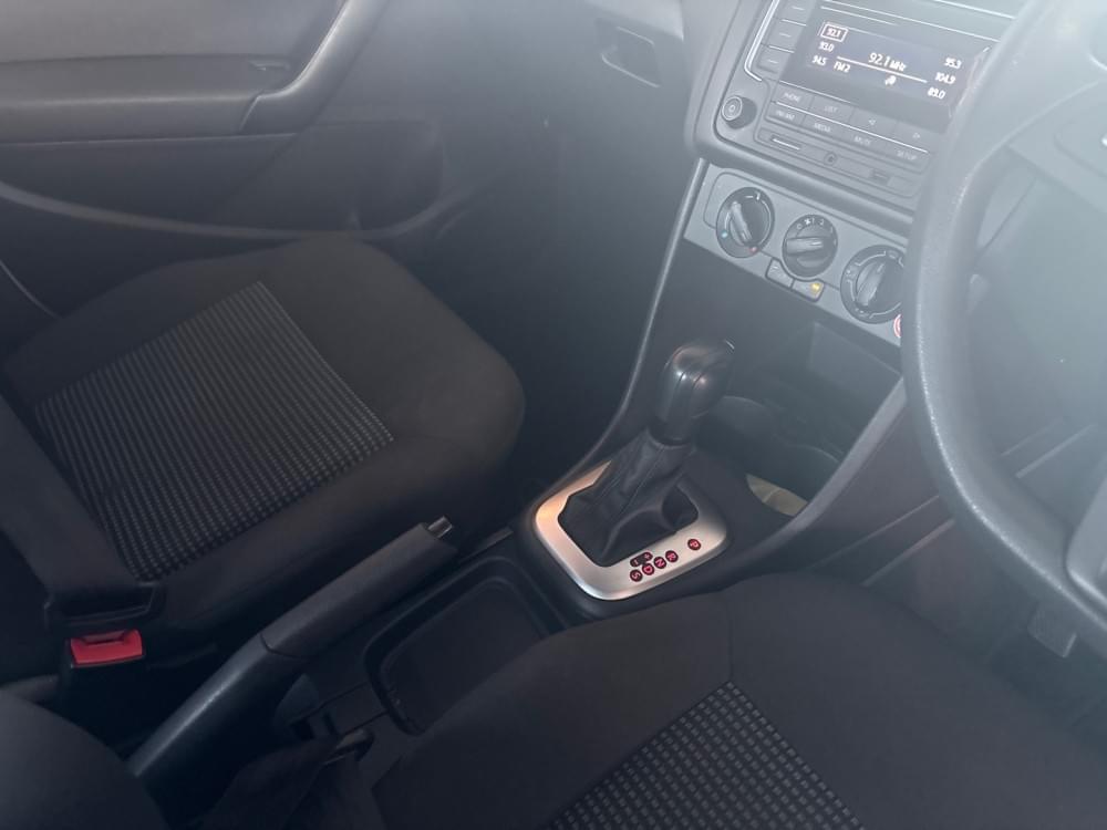 Volkswagen Polo Vivo Hatch 1.6 Comfortline Tiptronic