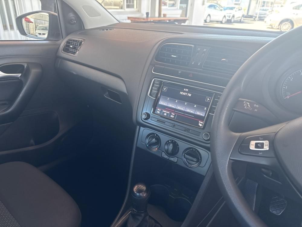 Volkswagen Polo Vivo Hatch 1.4 Trendline