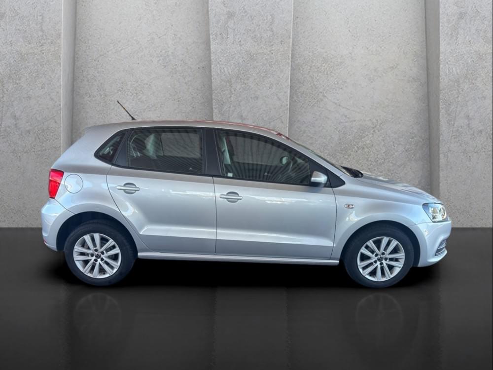 Volkswagen Polo Vivo Hatch 1.6 Comfortline Tiptronic