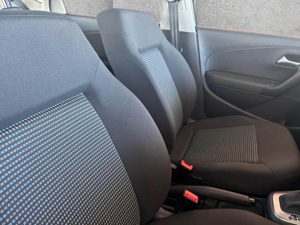 Volkswagen Polo Vivo Hatch 1.6 Comfortline Tiptronic