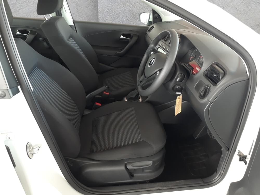 Volkswagen Polo Vivo Hatch 1.6 Comfortline Tiptronic