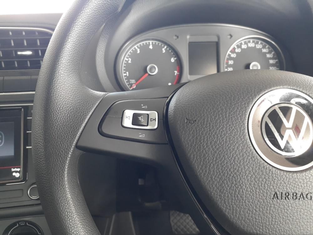 Volkswagen Polo Vivo Hatch 1.6 Comfortline Tiptronic