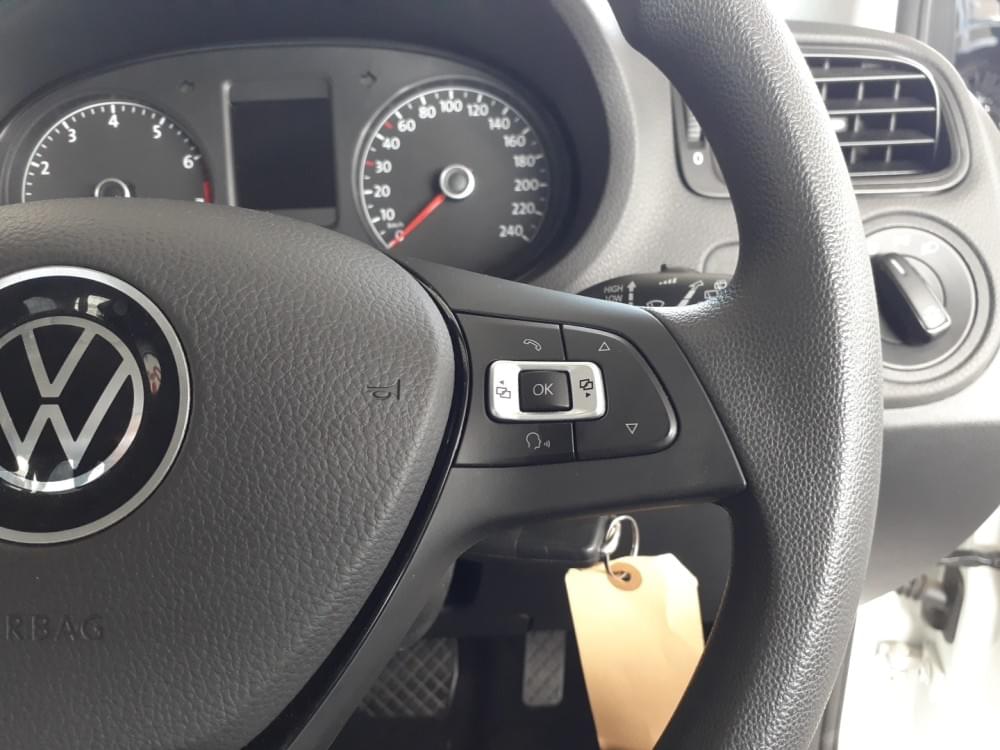 Volkswagen Polo Vivo Hatch 1.6 Comfortline Tiptronic