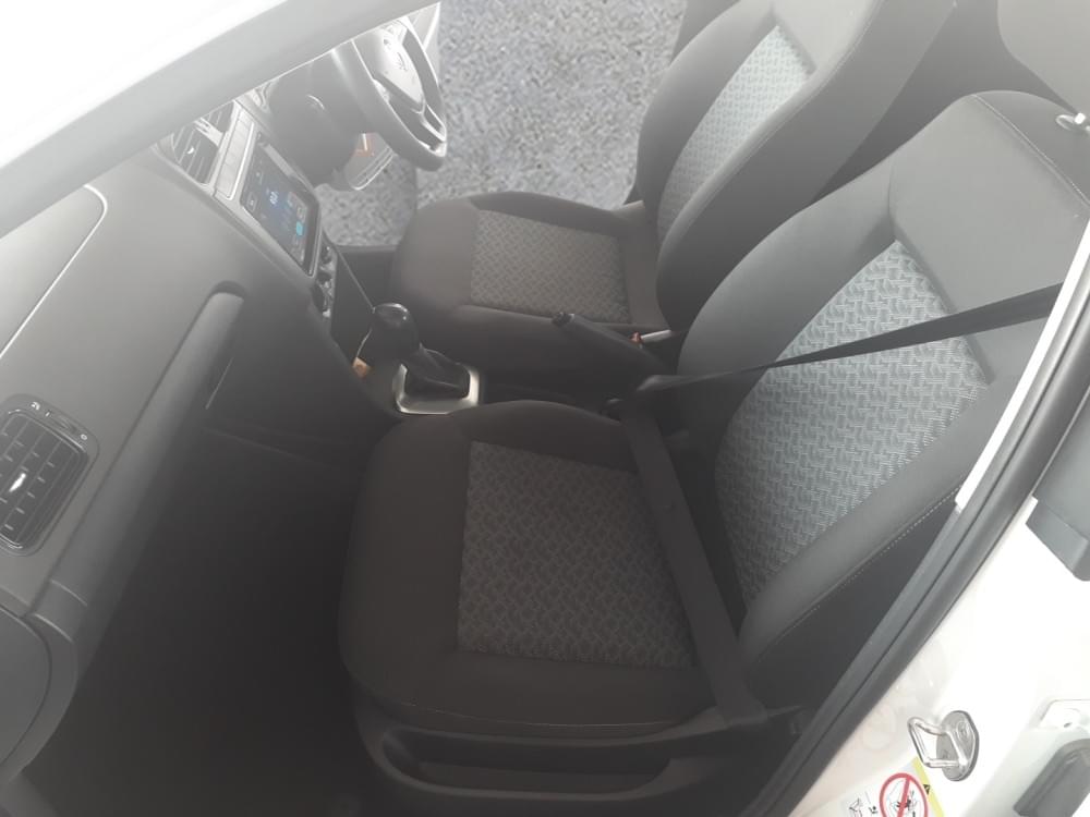 Volkswagen Polo Vivo Hatch 1.6 Life Tipt