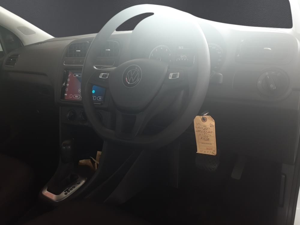 Volkswagen N/A 1.6 Life Tipt