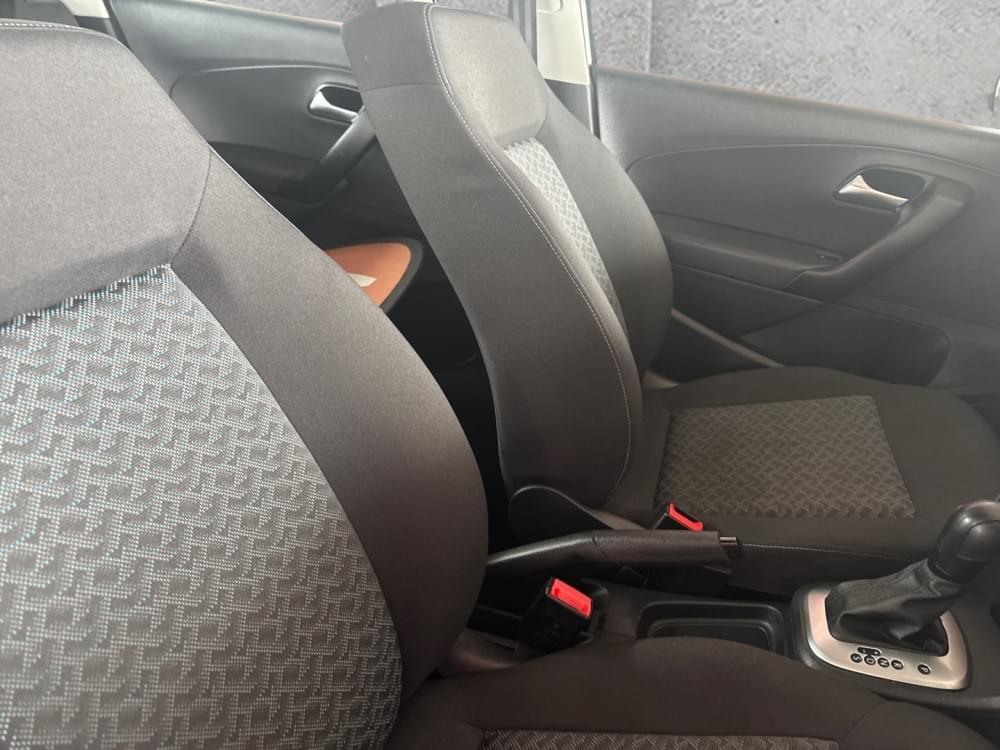 Volkswagen Polo Vivo Hatch 1.6 Life Tipt