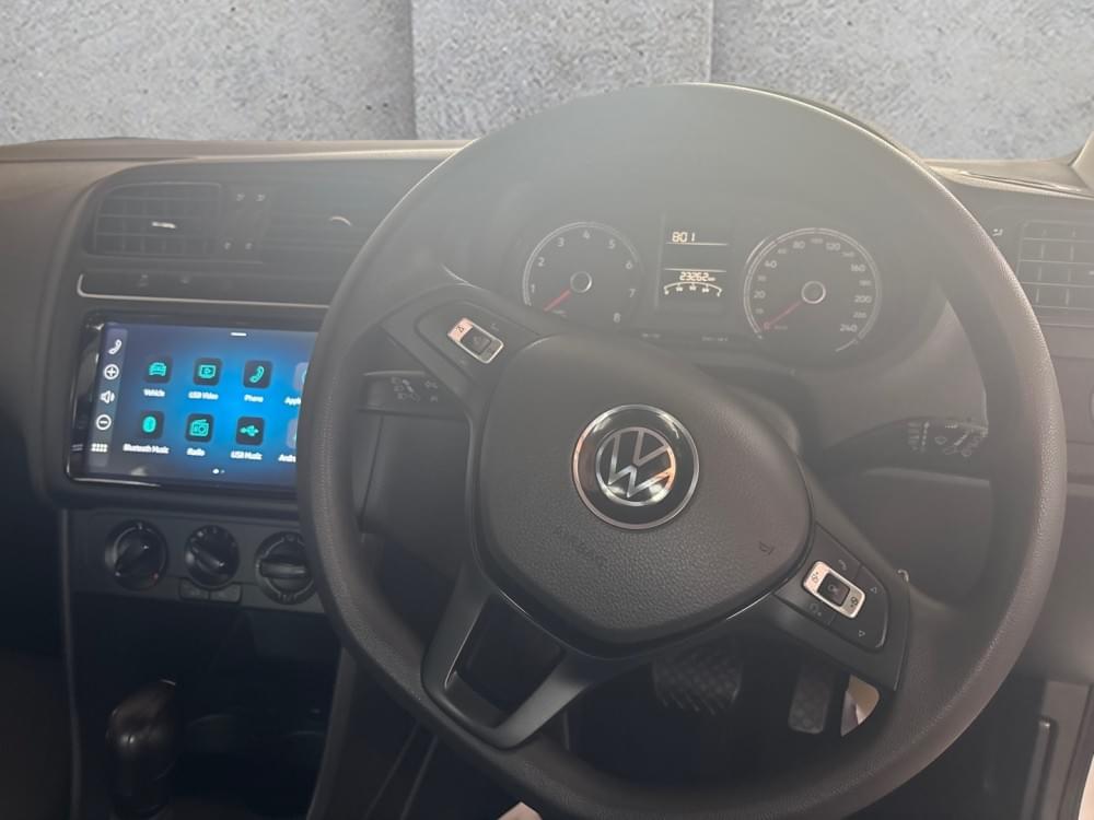 Volkswagen Polo Vivo Hatch 1.6 Life Tipt