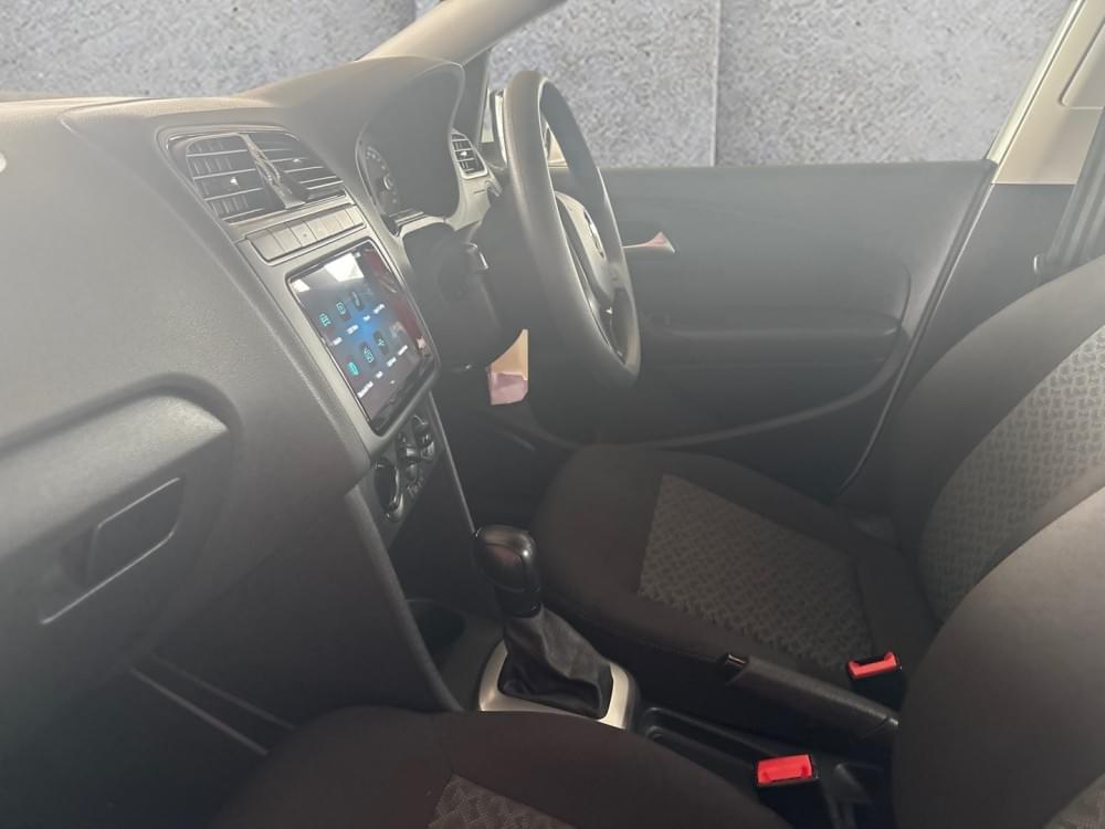 Volkswagen Polo Vivo Hatch 1.6 Life Tipt