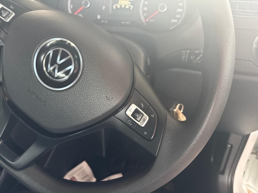 Volkswagen Polo Vivo Hatch 1.6 Life Tipt