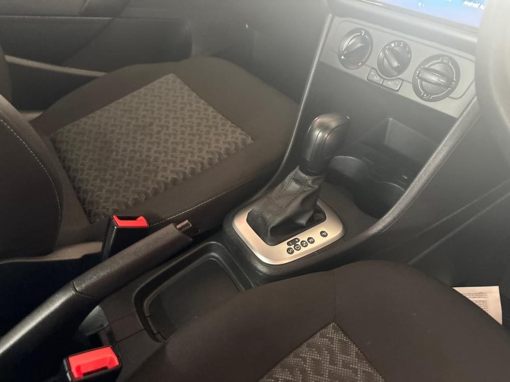 Volkswagen Polo Vivo Hatch 1.6 Life Tipt