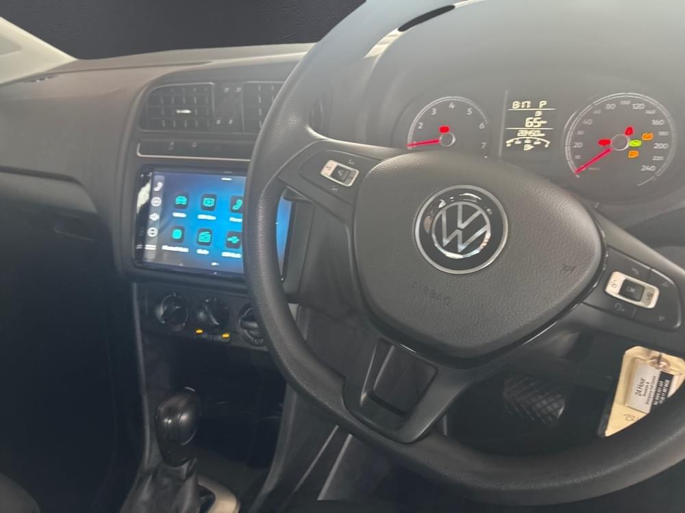 Volkswagen Polo Vivo Hatch 1.6 Life Tipt