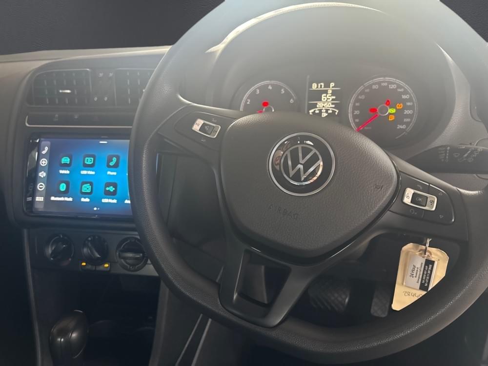 Volkswagen Polo Vivo Hatch 1.6 Life Tipt