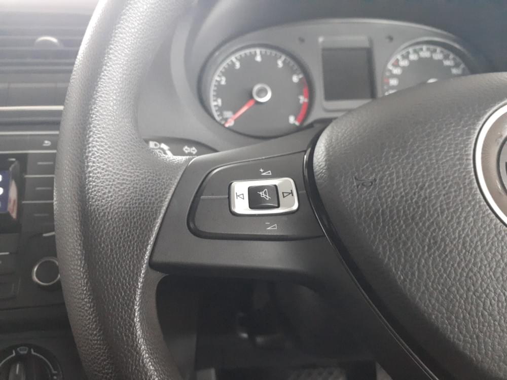 Volkswagen Polo Vivo Hatch 1.6 Comfortline Tiptronic