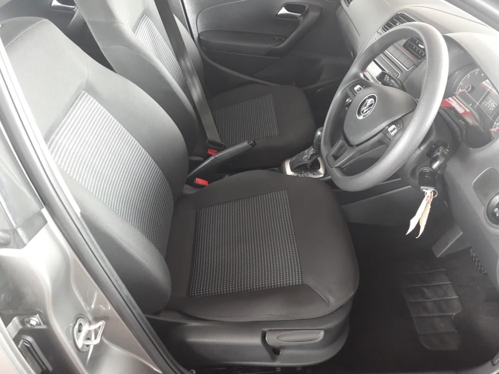 Volkswagen Polo Vivo Hatch 1.6 Comfortline Tiptronic