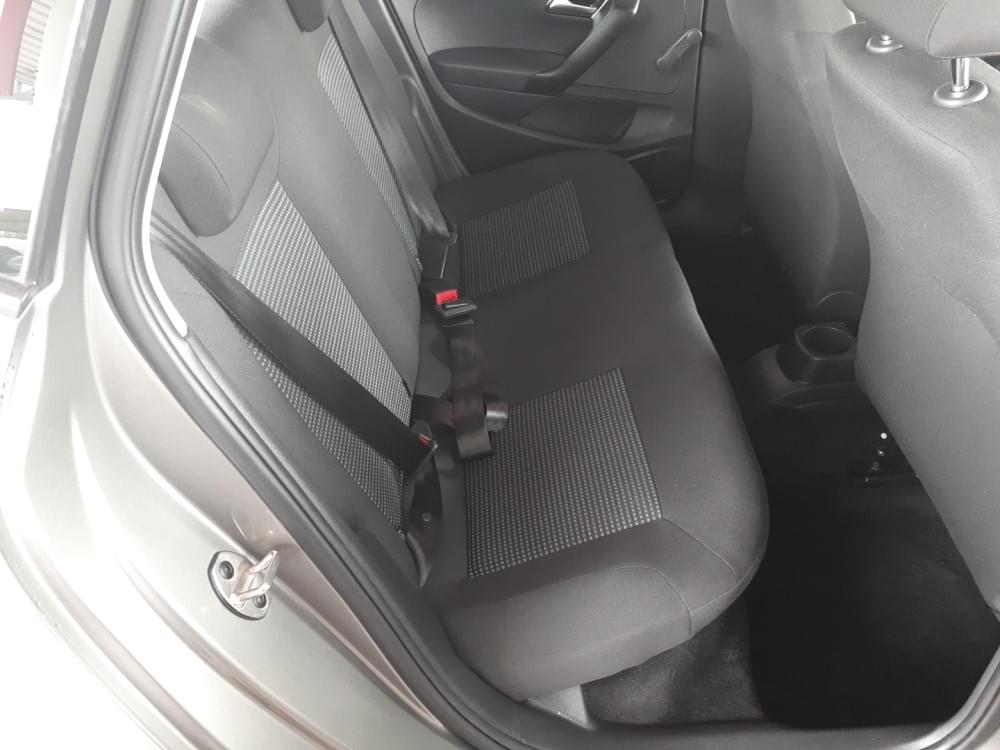 Volkswagen Polo Vivo Hatch 1.6 Comfortline Tiptronic