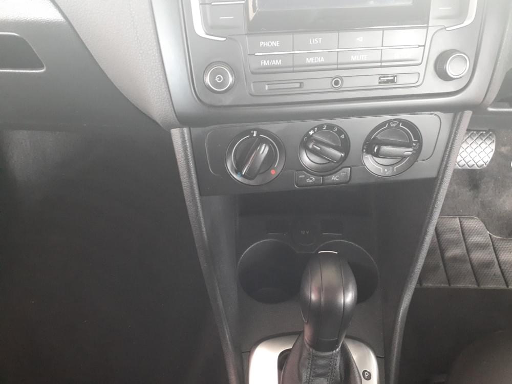 Volkswagen Polo Vivo Hatch 1.6 Comfortline Tiptronic