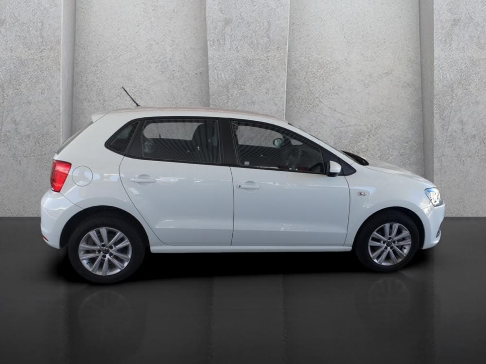 Volkswagen Polo Vivo Hatch 1.6 Comfortline Tiptronic