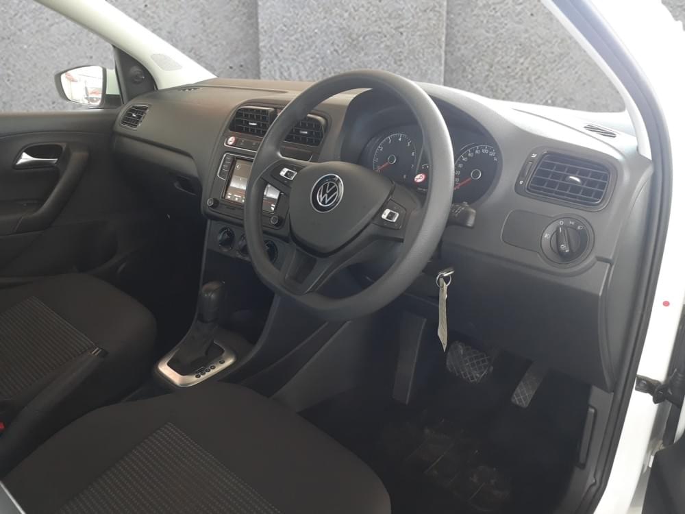 Volkswagen Polo Vivo Hatch 1.6 Comfortline Tiptronic