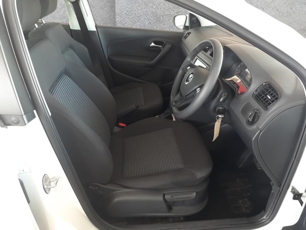 Volkswagen Polo Vivo Hatch 1.6 Comfortline Tiptronic