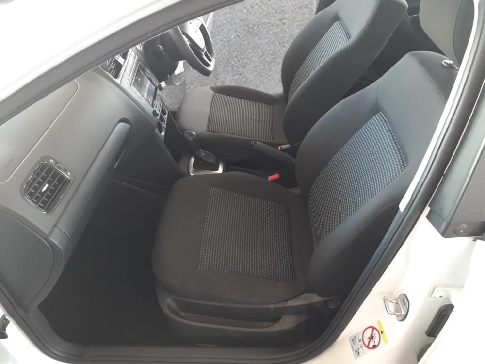 Volkswagen Polo Vivo Hatch 1.6 Comfortline Tiptronic