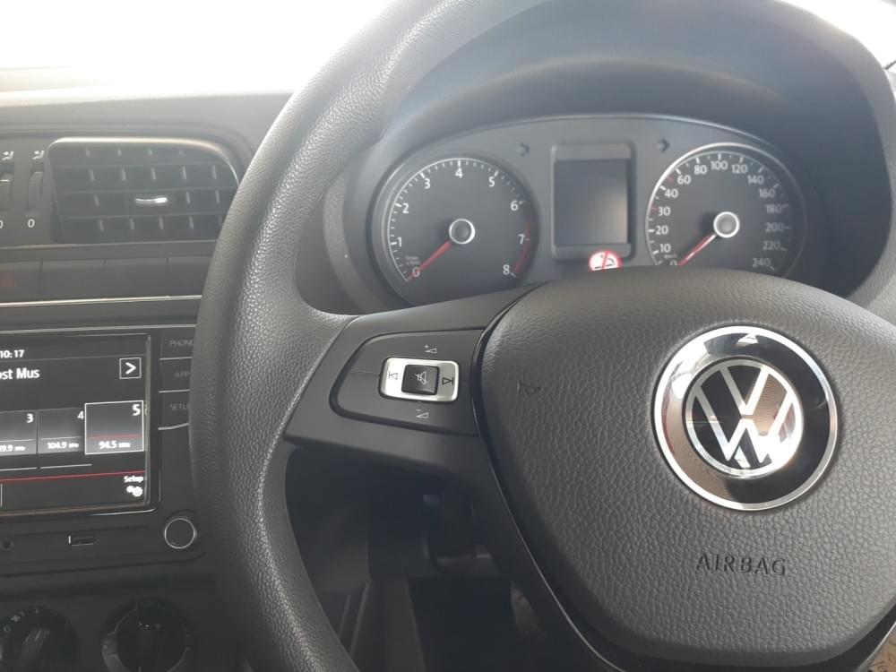 Volkswagen Polo Vivo Hatch 1.6 Comfortline Tiptronic