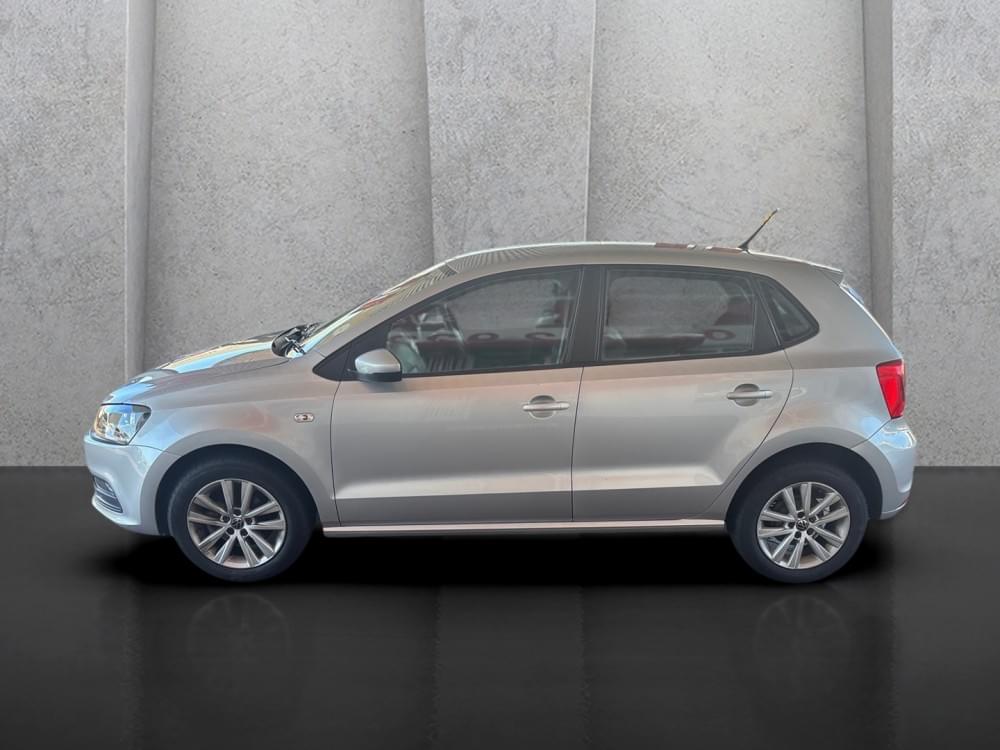 Volkswagen Polo Vivo Hatch 1.6 Comfortline Tiptronic