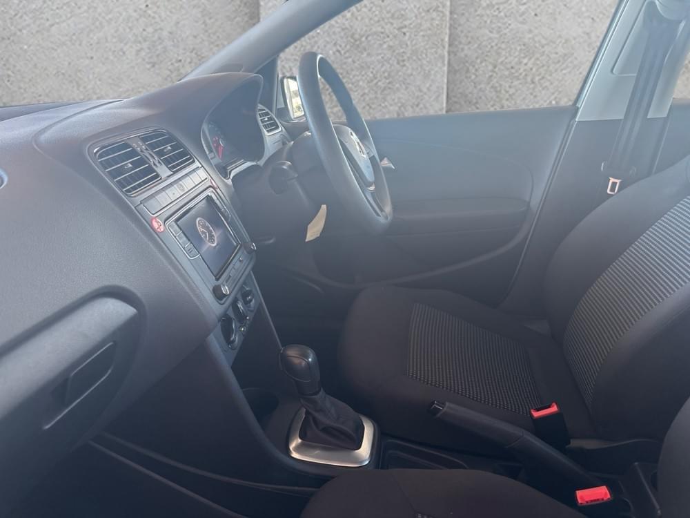 Volkswagen Polo Vivo Hatch 1.6 Comfortline Tiptronic