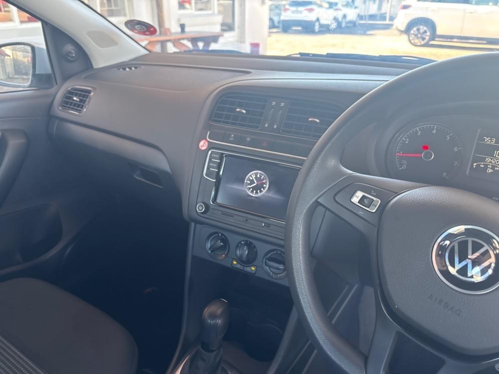 Volkswagen Polo Vivo Hatch 1.6 Comfortline Tiptronic