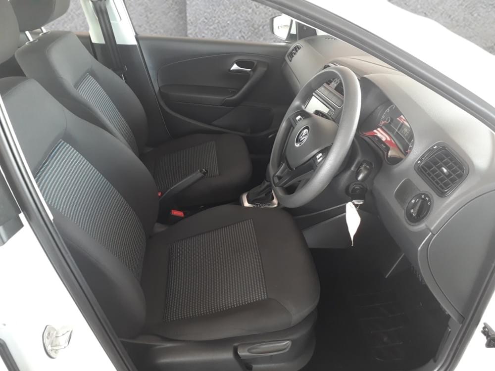 Volkswagen Polo Vivo Hatch 1.6 Comfortline Tiptronic
