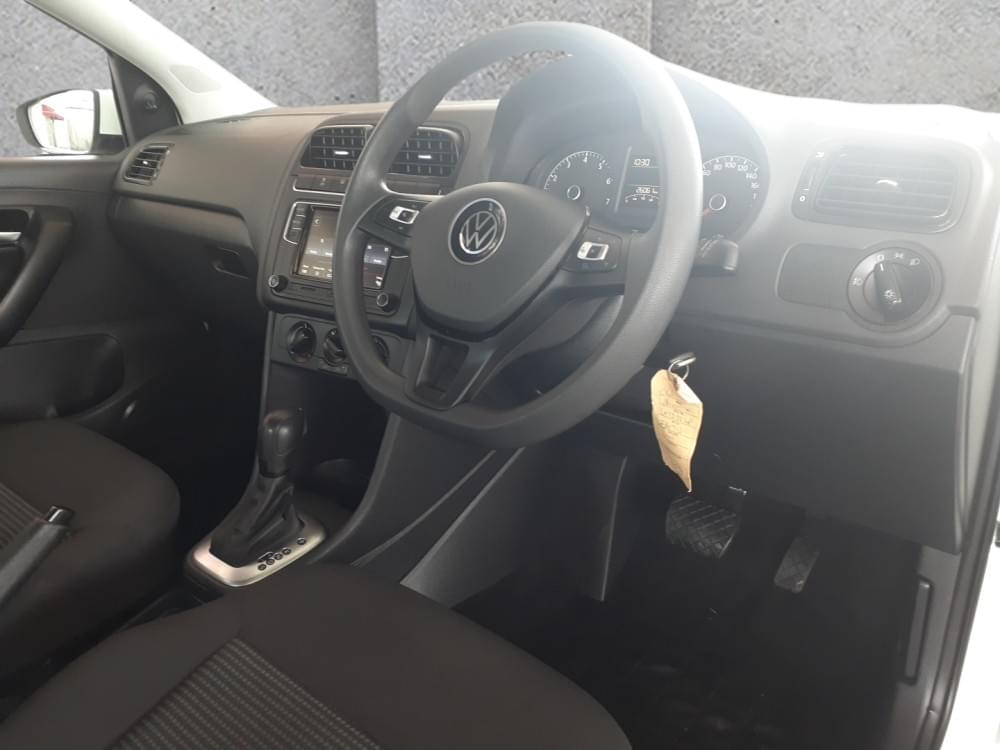 Volkswagen Polo Vivo Hatch 1.6 Comfortline Tiptronic