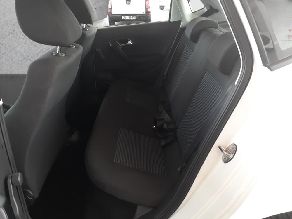 Volkswagen Polo Vivo Hatch 1.6 Comfortline Tiptronic