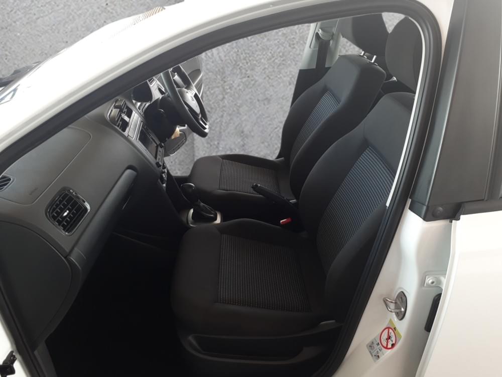 Volkswagen Polo Vivo Hatch 1.6 Comfortline Tiptronic