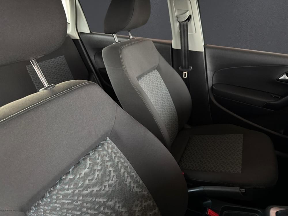 Volkswagen Polo Vivo Hatch 1.6 Life Tipt