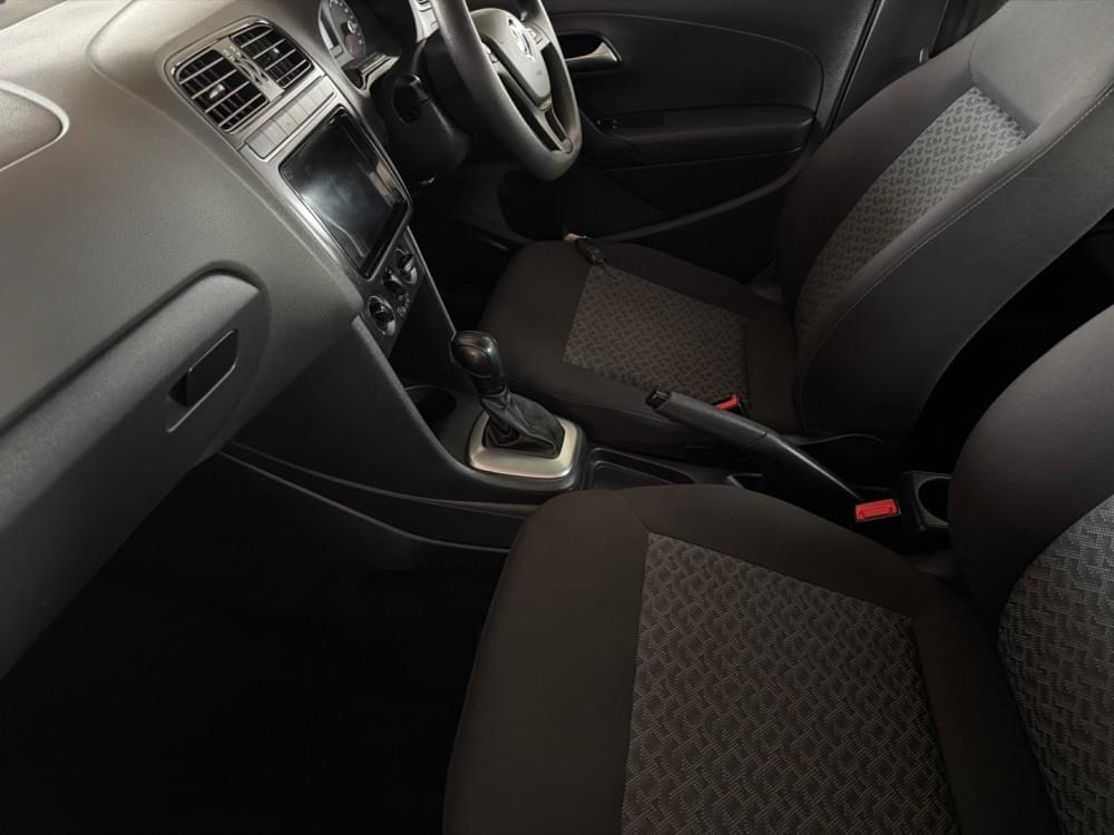 Volkswagen Polo Vivo Hatch 1.6 Life Tipt