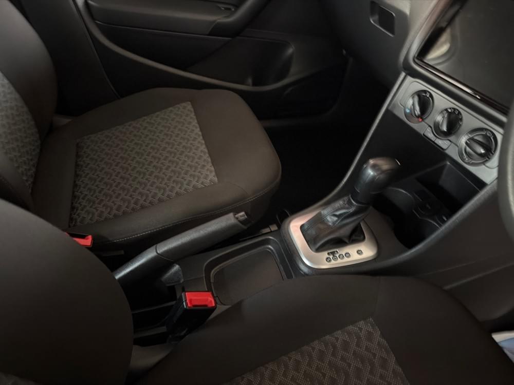 Volkswagen Polo Vivo Hatch 1.6 Life Tipt