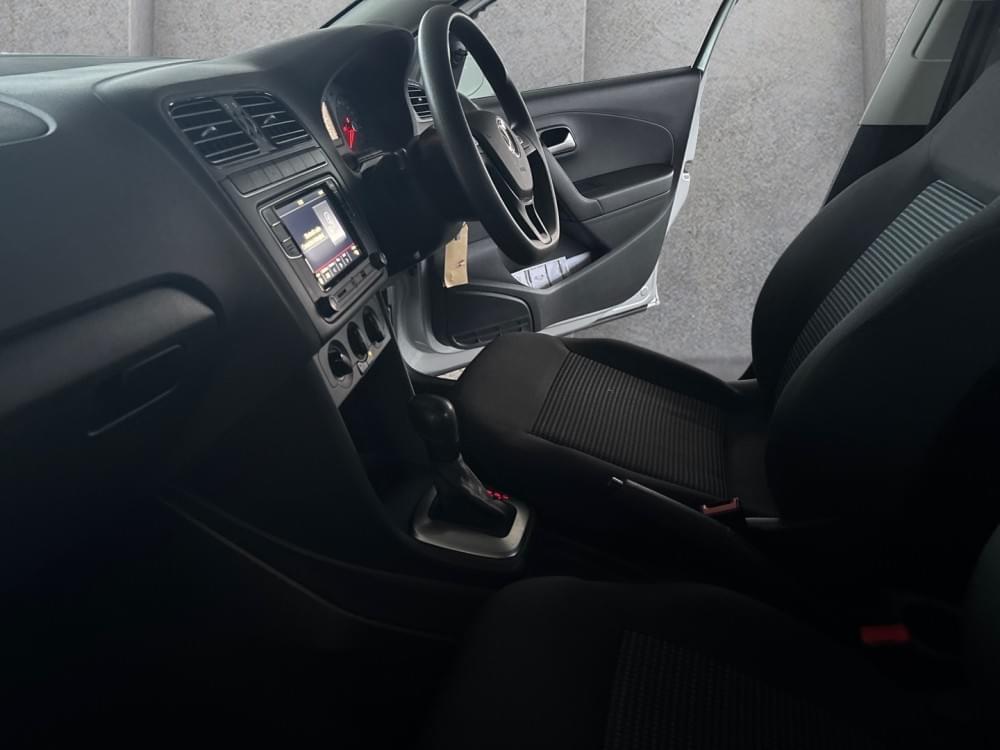 Volkswagen Polo Vivo Hatch 1.6 Comfortline Tiptronic