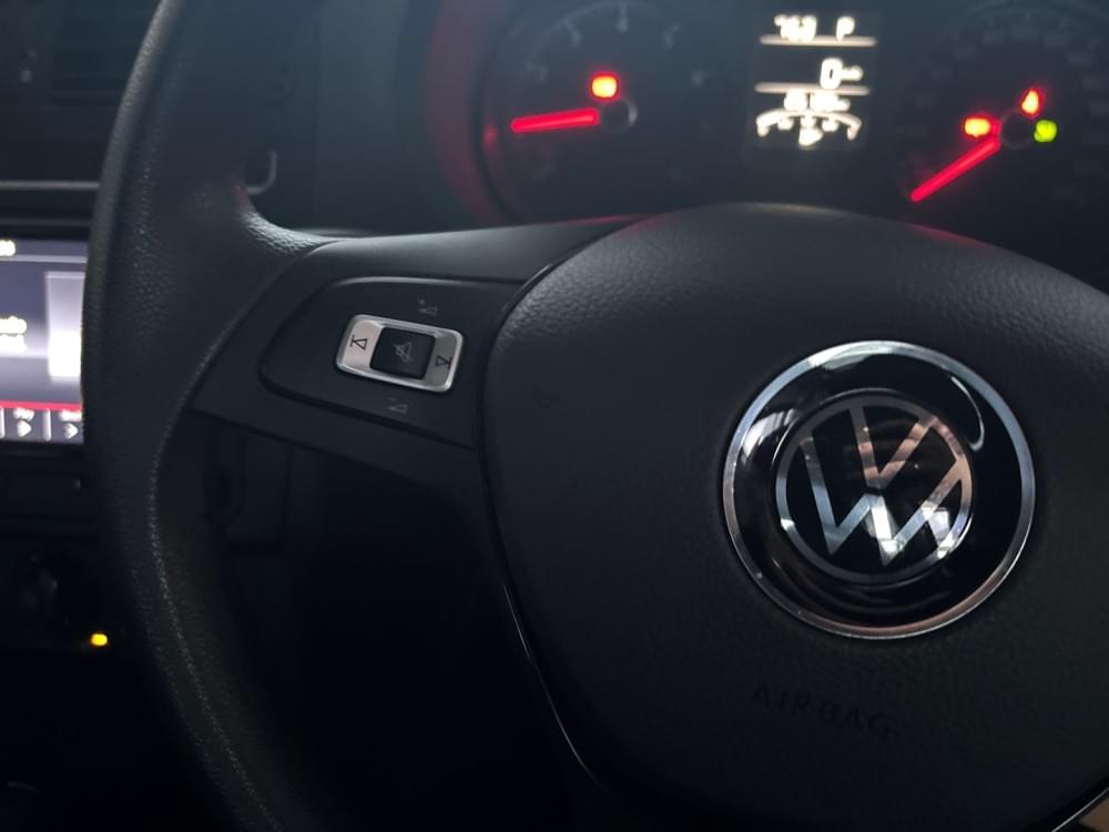Volkswagen Polo Vivo Hatch 1.6 Comfortline Tiptronic