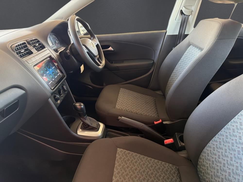 Volkswagen Polo Vivo Hatch 1.6 Life Tipt