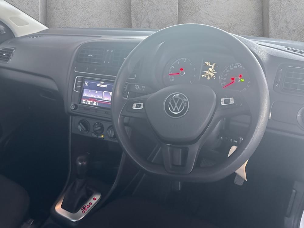 Volkswagen Polo Vivo Hatch 1.6 Comfortline Tiptronic