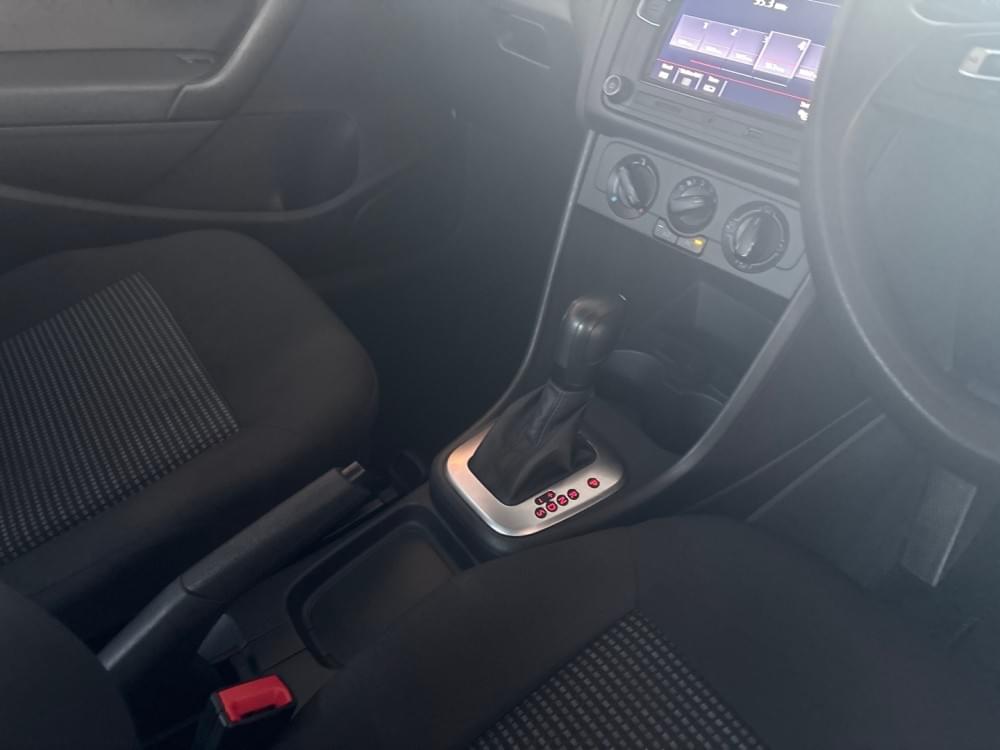 Volkswagen Polo Vivo Hatch 1.6 Comfortline Tiptronic